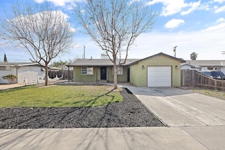 756 E North Way, Dinuba, CA 93618
