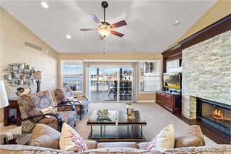 55 Bayhill Cir NE, Lake Ozark, MO 65049