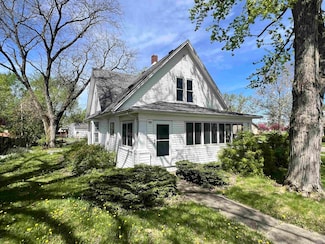 213 N Madison St, Columbia City, IN 46725