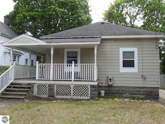 120 Copier St, Cadillac, MI 49601