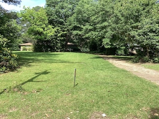 551 State Ave, Philadelphia, MS 39350