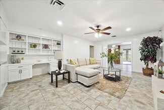 617 Briarwilde Ct, Alvin, TX 77511
