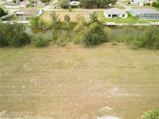 1706 NE 10th Place, Cape Coral, FL 33909