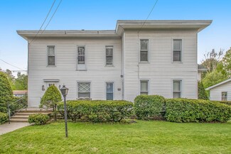 205 W Burr Oak St, Centreville, MI 49032
