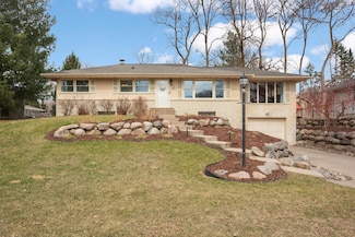 345 Dennison Ave, Saint Paul, MN 55126