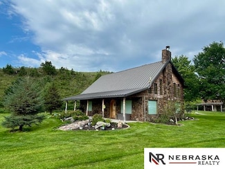 777 Eagles Nest Rd, Valentine, NE 69201