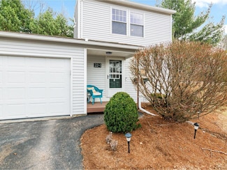 22 Robert Frost Cir Unit 1, Colchester, VT 05446