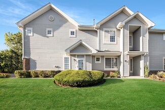 574 Blue Springs Dr Unit 363, Fox Lake, IL 60020