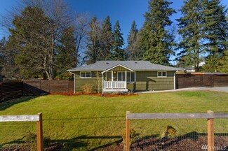 26671 Lindvog Rd NE, Kingston, WA 98346