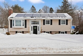 594 S Mammoth Rd, Manchester, NH 03109