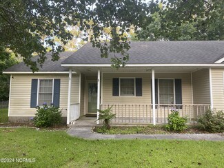 104 Sea Bisquit Dr, Havelock, NC 28532
