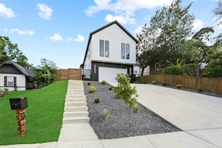 1526 Claude St, Dallas, TX 75203