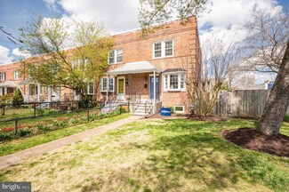 572 E Nelson Ave, Alexandria, VA 22301