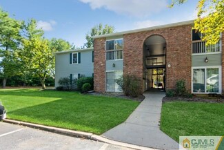 9-5 Boise Ct, Freehold, NJ 07728