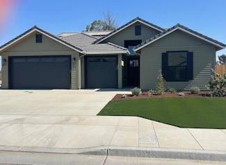 952 Hidden Ridge, Tulare, CA 93274