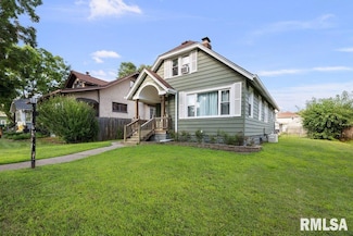 1517 35th St, Rock Island, IL 61201