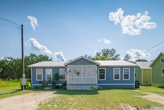 289 Chaparral Dr, Bandera, TX 78003