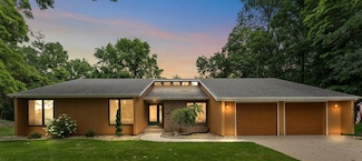 1881 Ridgeview Rd, Michigan City, IN 46360