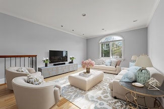 235 Price Ct, West New York, NJ 07093