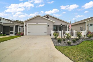 2866 Judah St, Wildwood, FL 34785