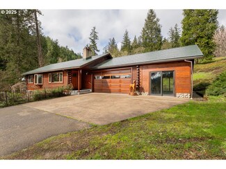 402 Northside Rd, Sutherlin, OR 97479
