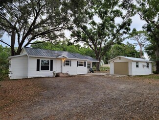 5535 Peach Ave, Seffner, FL 33584