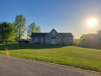 7648 N Indian Ridge Rd, East Dubuque, IL 61025