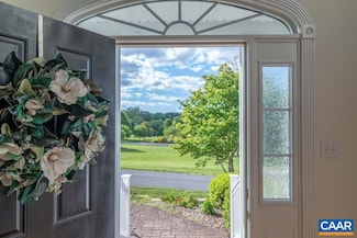 52 Doris Dr, Ruckersville, VA 22968
