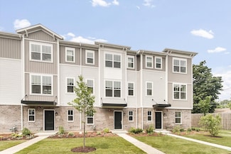 1487 Blaine St, Des Plaines, IL 60018