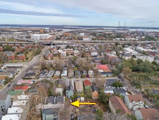 24 Strawberry Ln Unit A, Charleston, SC 29403