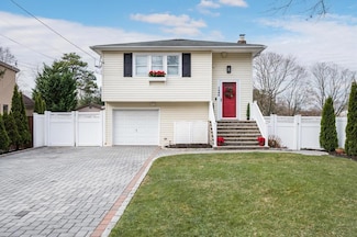 1496 Ocean Ave, Bohemia, NY 11716