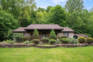 3915 W River Rd, Peru, IN 46970