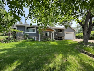 1903 Lenore Ln, Red Wing, MN 55066