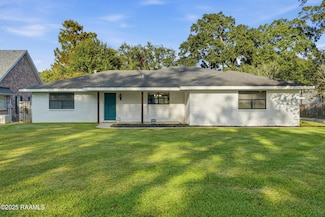 209 Sandager Ave, Jeanerette, LA 70544