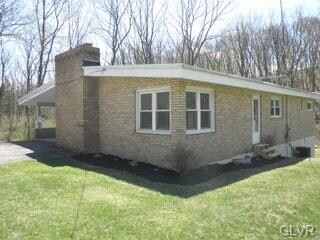 243 Monocacy Dr, Bath, PA 18014