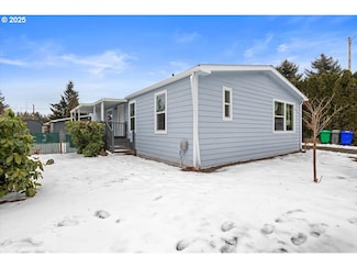 16000 SE Powell Blvd Unit 12, Portland, OR 97236