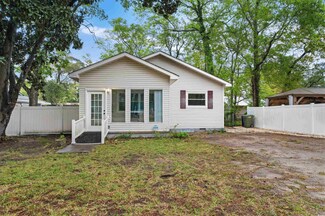 113 Cedar Dr N, Surfside Beach, SC 29575