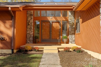 6 Haw Creek Cir, Asheville, NC 28805