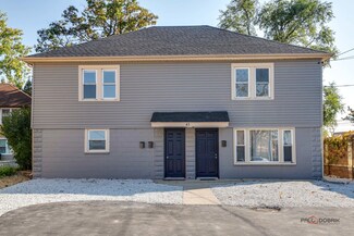 43 Clay Ave, Highwood, IL 60040
