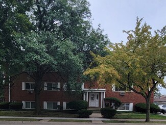 727 S Maple Ave Unit 303, Oak Park, IL 60304