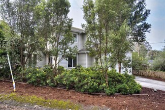 1200 Sunshine Valley Rd, Moss Beach, CA 94038
