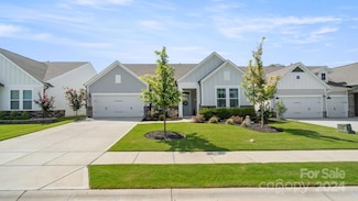 6107 Holland St, Fort Mill, SC 29707