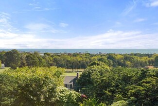 190 Moorland Rd, Falmouth, MA 02540