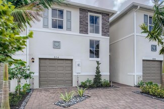 834 SE 16th Ct, Florida City, FL 33034