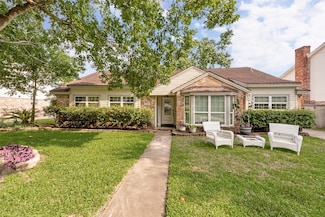 4218 Elderwood Dr, Seabrook, TX 77586