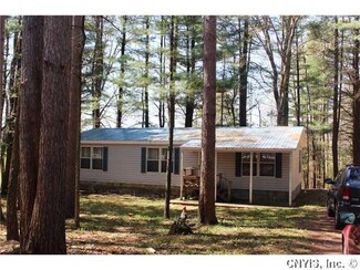 6321 Pine Grove Rd, Glenfield, NY 13343