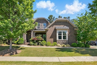 16515 Governors Club Ct, Charlotte, NC 28278