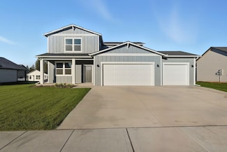 413 Washington Ave, Deer Park, WA 99006