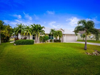 5452 NW Empress Cir, Port Saint Lucie, FL 34983