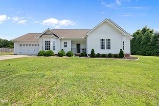3705 Highland Creek Dr, Apex, NC 27539